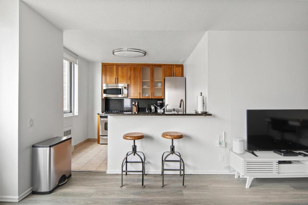 Pangsapuri Midtown East 1br W Gym Nr East River Esplanade Nyc-1382 *